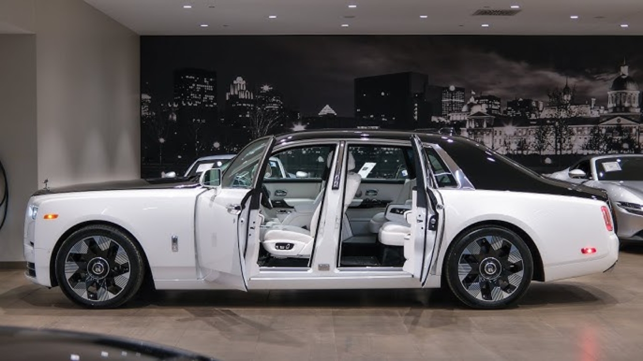 Rolls-Royce Phantom 2026: Especificaciones Completas, Características y Experiencia de Lujo Total