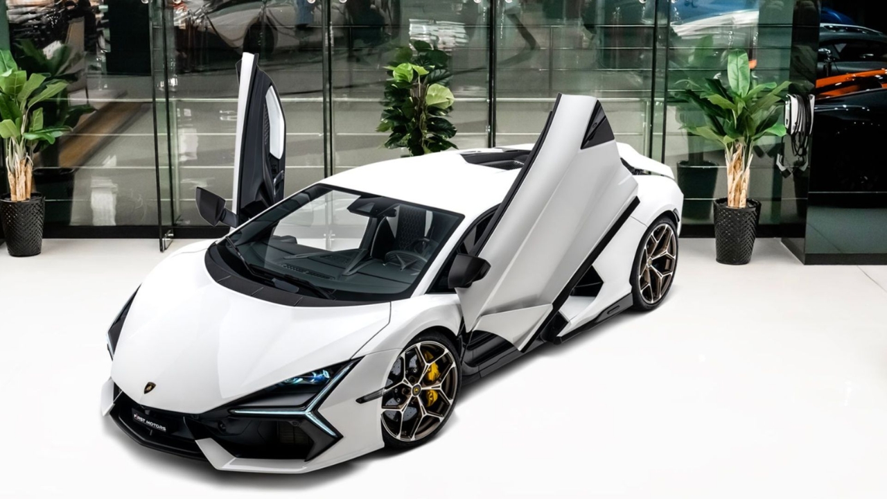 Lamborghini Revuelto 2026: Recorrido Completo por su Interior y Exterior