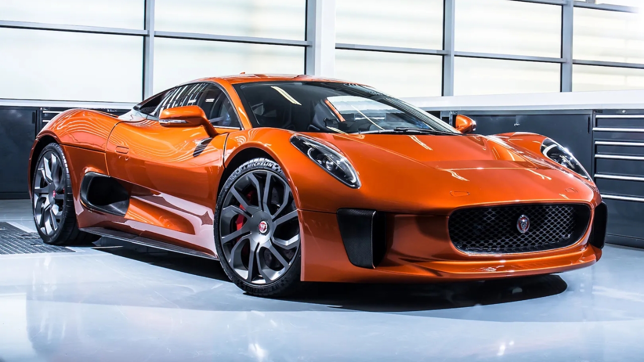 Jaguar F-Type 2026: El Coupé que Revoluciona las Redes y Desafía los Límites